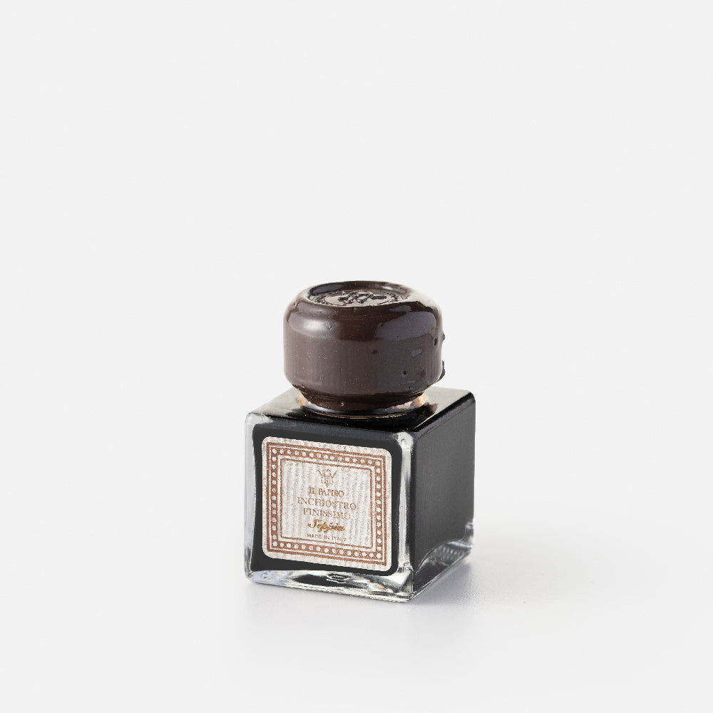 Cubic ink bottle with box