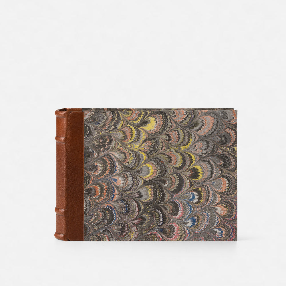Album foto con dorso in pelle<br>Copertina rigida - Collezione Pavoni