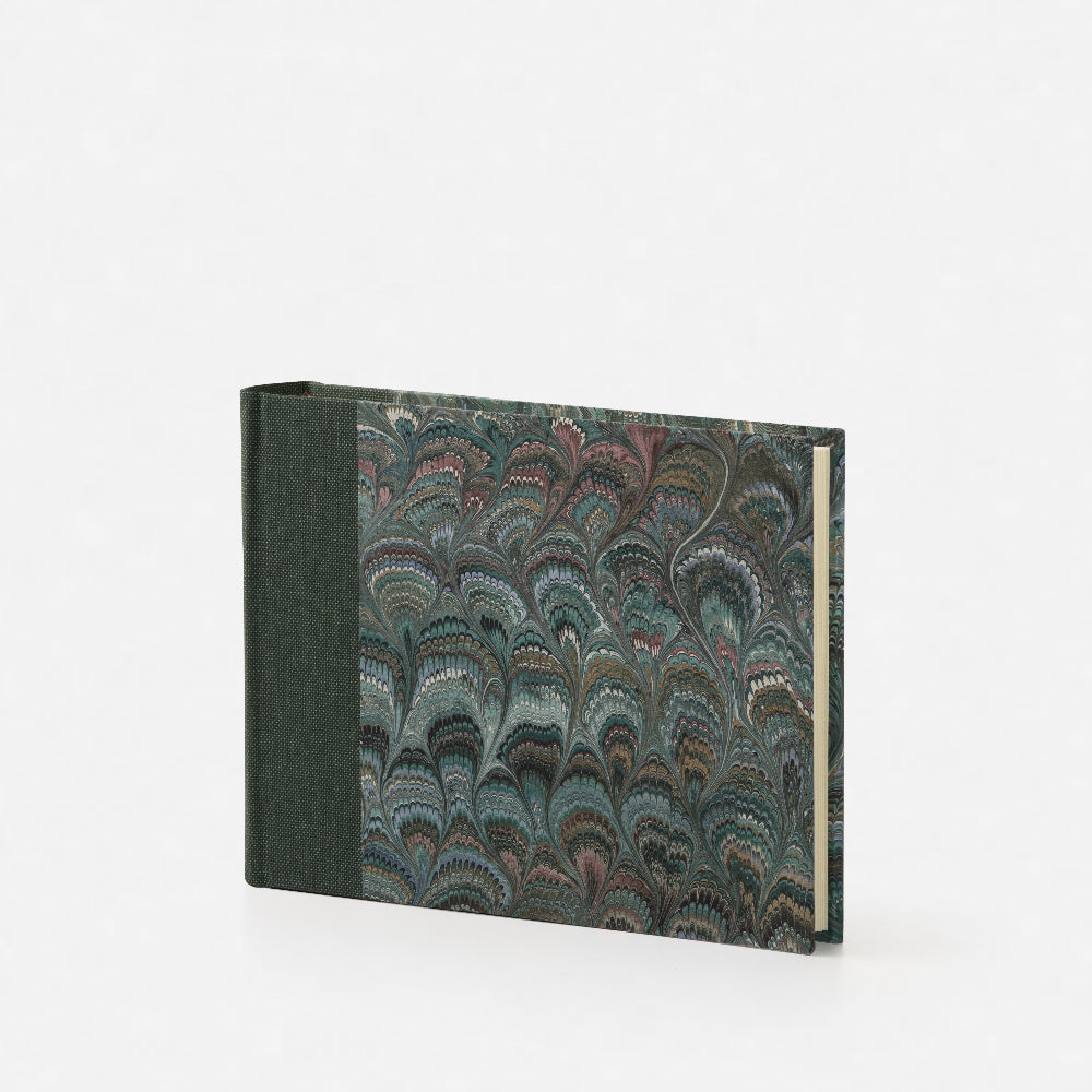 Album foto con dorso in tela<br>Copertina rigida - Collezione Pavoni