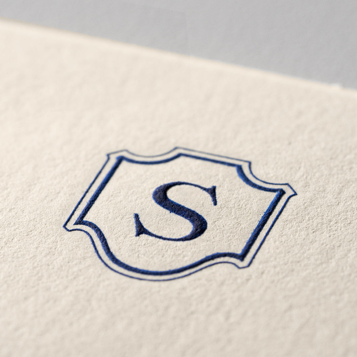 Single card/Invitation - SM - Embossed initials (A-Z)